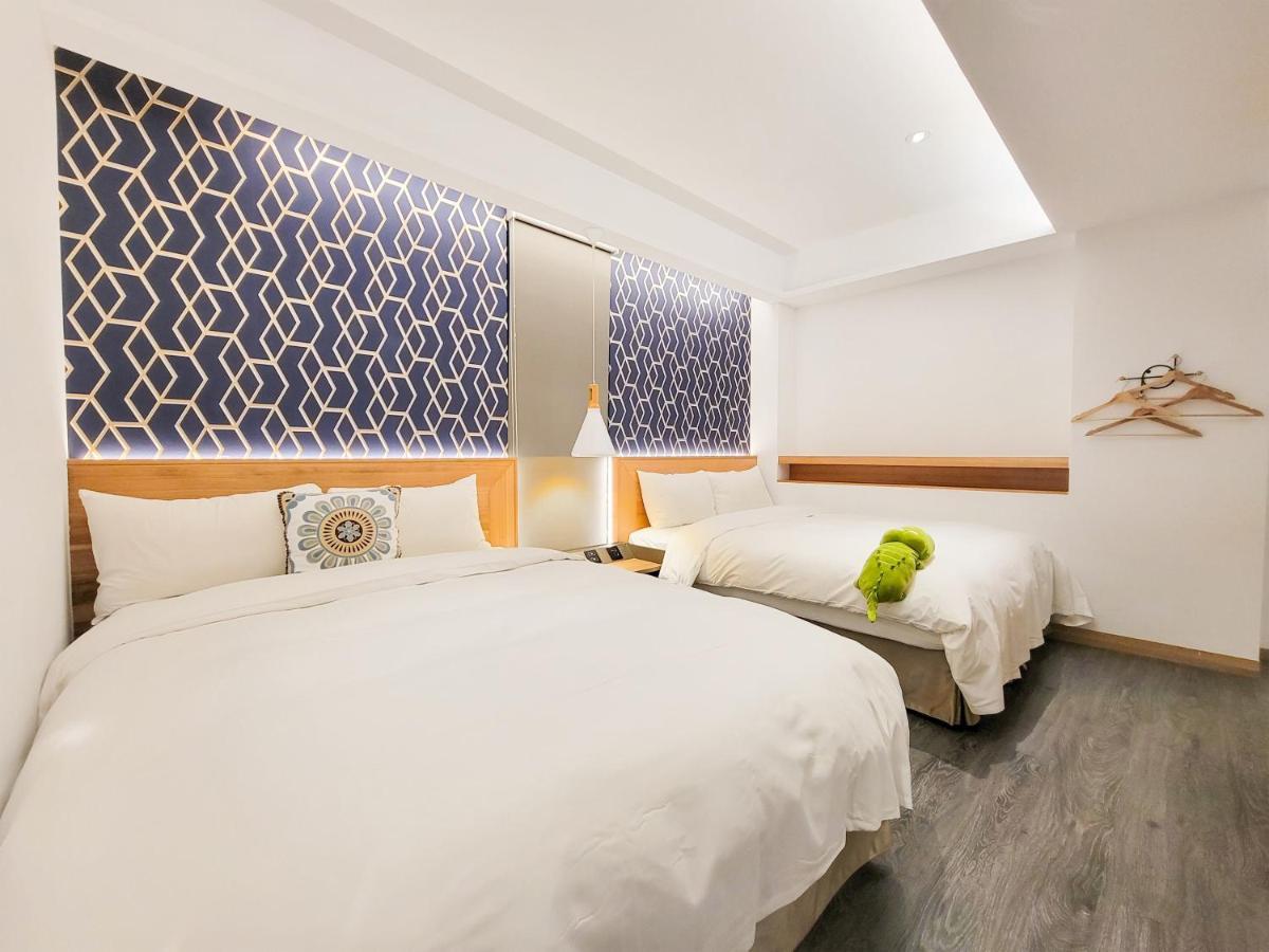 Check Inn Taichung Zhongshan Экстерьер фото