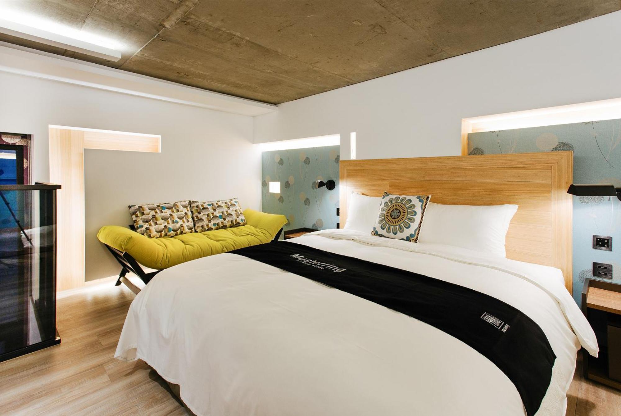 Check Inn Taichung Zhongshan Экстерьер фото