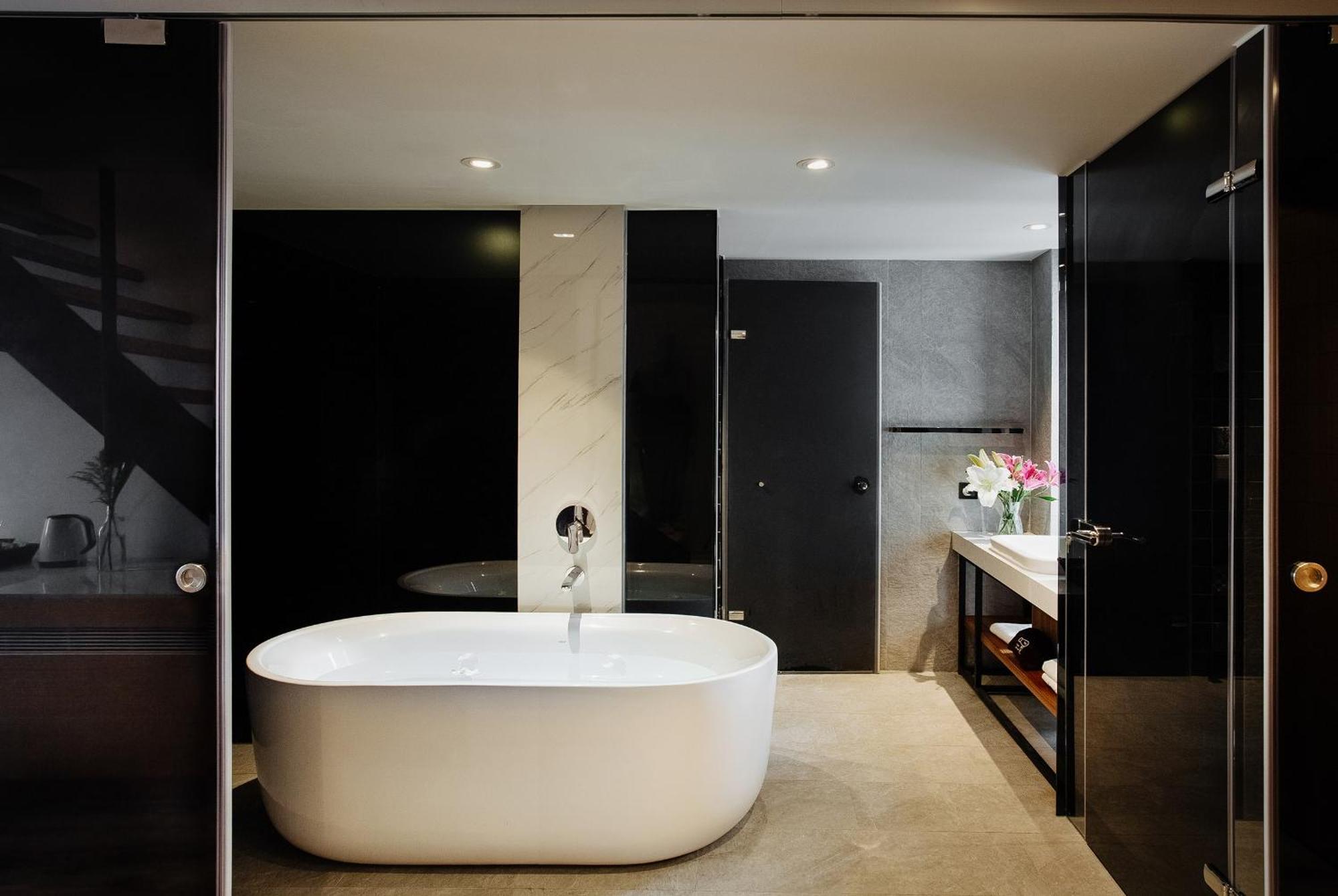 Check Inn Taichung Zhongshan Экстерьер фото
