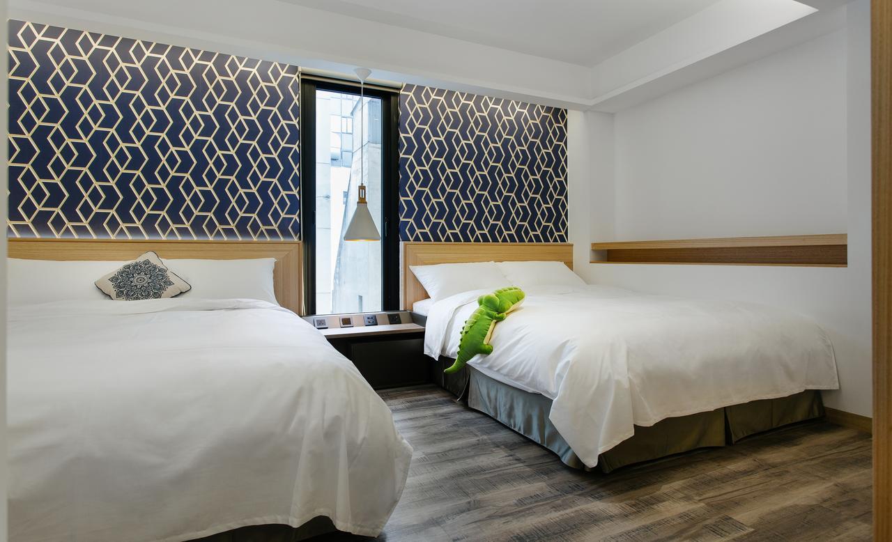 Check Inn Taichung Zhongshan Экстерьер фото
