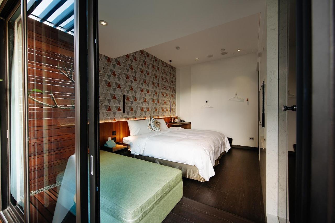 Check Inn Taichung Zhongshan Экстерьер фото